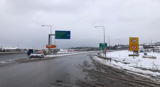 Osmangazi Köprüsü’nden geçişte kış lastiği kontrolü yapılıyor