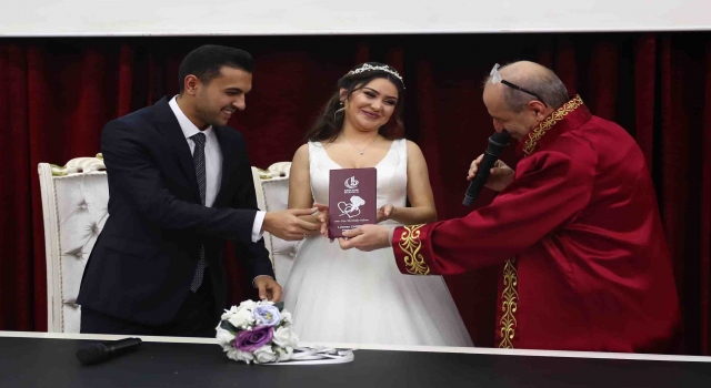 Bağcılar’da 12 çift, 02.02.2022’de dünyaevine girdi
