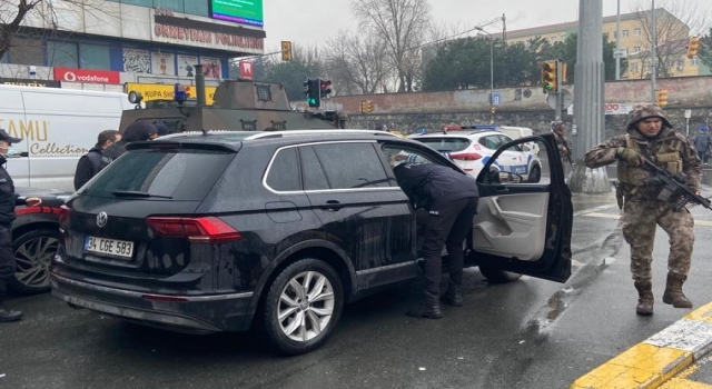 Şişli’de Özel Harekat ekipleri destekli asayiş denetimi yapıldı