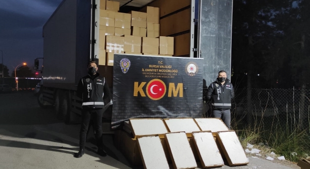 Bursa’da 8 milyon 250 bin adet kaçak sigara ele geçirildi