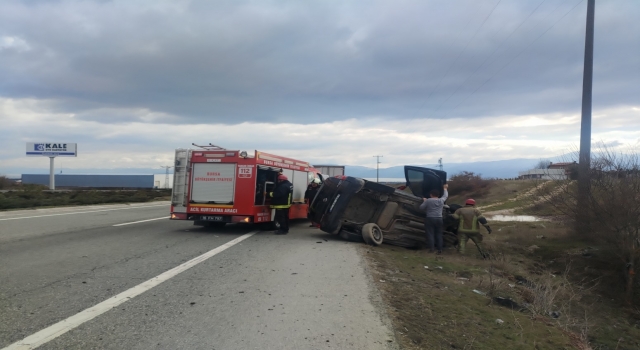 Orhangazi’de takla atan aracın sürücüsü yaralandı