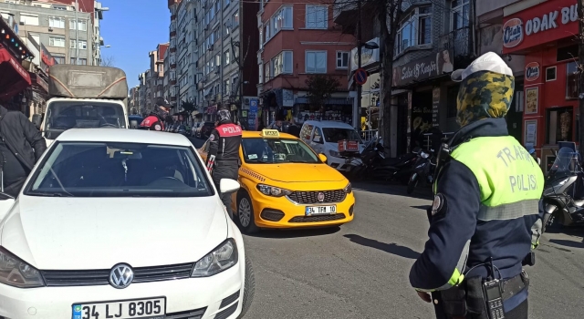 İstanbul’da gerçekleştirilen denetimde aranan 5 kişi yakalandı
