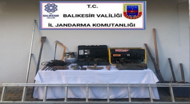 Gönen’de izinsiz kazı operasyonunda 5 şüpheli yakalandı