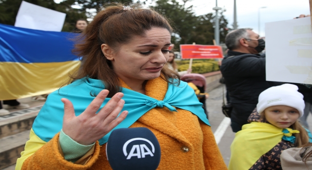 Türkiye’de yaşayan Moldovalı Natalia’nın kalbi Ukrayna’daki yakınları için atıyor:
