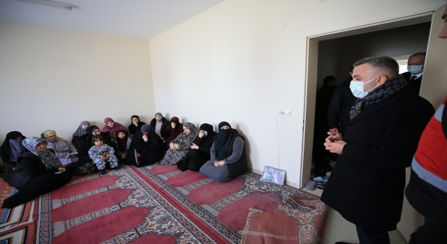 Kırklareli Valisi Bilgin’den Ukrayna’dan tahliye edilen Kırım Tatar Türklerine ziyaret: