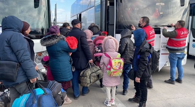 Türkiye’ye getirilen savaş mağduru Ahıska Türkleri Türkiye’ye minnettar