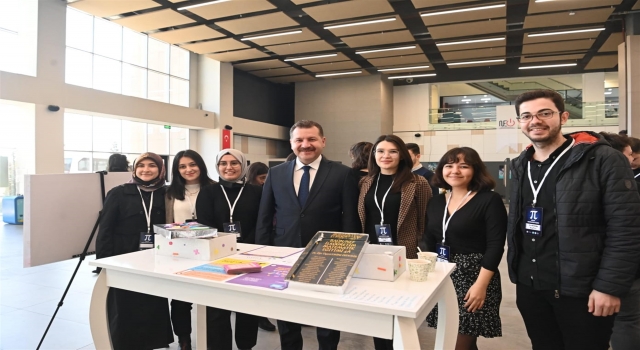 Büyükşehir Belediye Başkanı Yılmaz, ”Pi Günü”nde öğrencilerle bir araya geldi