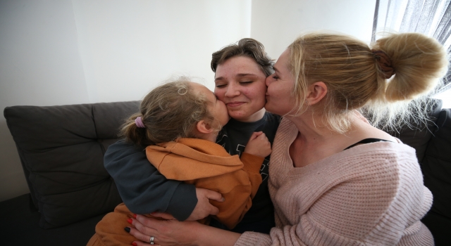 Balıkesir’deki Ukraynalı anne, savaş nedeniyle Vinnıtsya’dan dönemeyen kızına kavuştu
