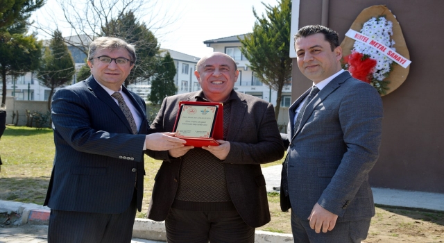 Sakarya’daki meslek lisesi atölyede ürettiği yemeklerle 1,3 milyon lira gelir kazandı