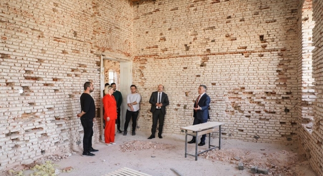 Kırklareli Valisi Bilgin, tarihi okul binasında incelemede bulundu