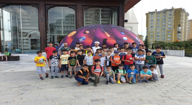 Başakşehir’de görev yapan imam, camiyi yaşam alanına çevirdi