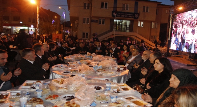 Pazaryeri ilçesinde 4 bin kişilik iftar düzenledi