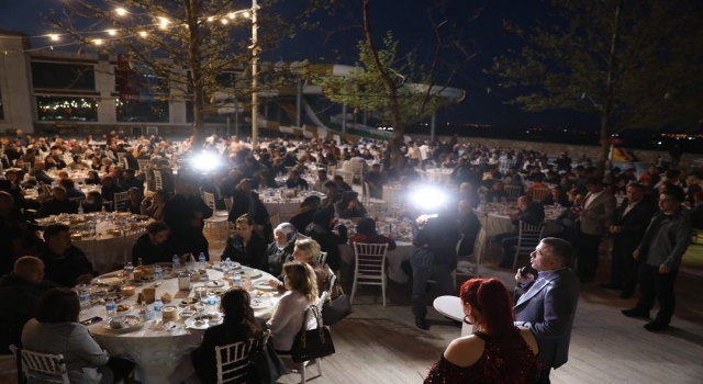 Kırklareli Valisi Bilgin, Karadenizli vatandaşlarla iftarda bir araya geldi