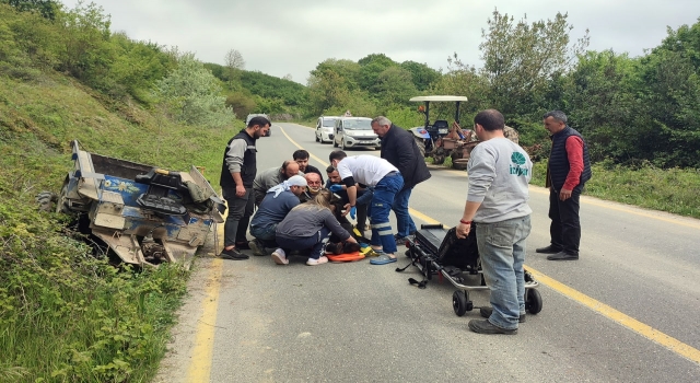 Karasu’da su kanalına devrilen tarım aracının sürücüsü yaralandı