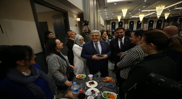 AK Parti’li Demiröz, Balıkesir’de partisinin iftar programında konuştu: