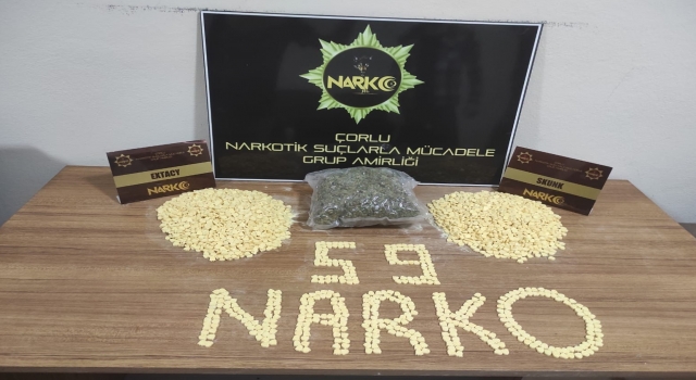 Tekirdağ’da aracında 4 bin 750 uyuşturucu hap bulunan taksi şoförü tutuklandı