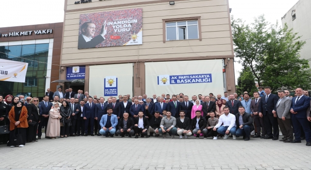 AK Parti Sakarya İl Başkanlığında bayramlaşma merasimi gerçekleştirildi