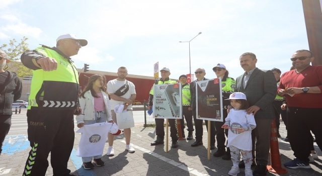 Çanakkale’de ”Yayalar için 5 adımda güvenli trafik” uygulaması yapıldı