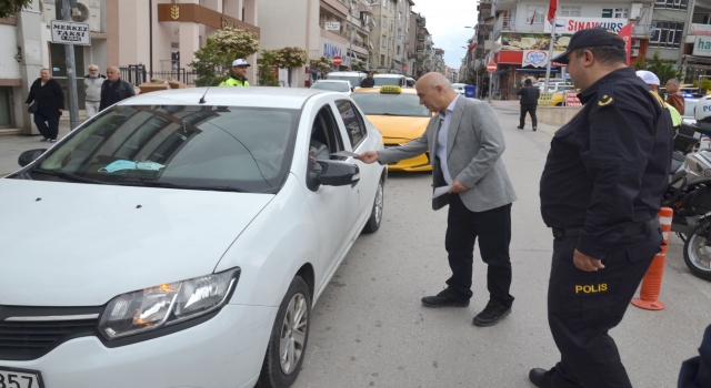 Karamürsel’de ”Yayalar için 5 Adımda Güvenli Trafik” uygulaması yapıldı