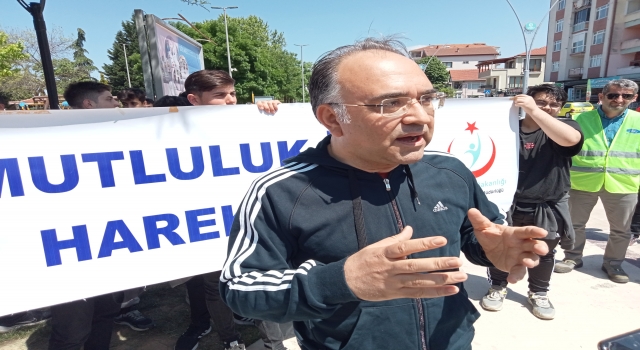 Gölcük’te Dünya Hareketlilik Günü dolayısıyla yürüyüş düzenlendi