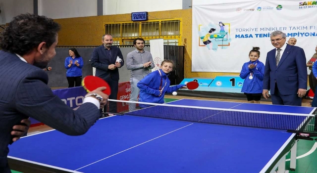Türkiye Minikler TakımFerdi Masa Tenisi Şampiyonası, Sakarya’da sürüyor