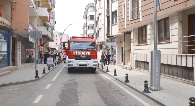 Kocaeli’de çıkan iş yeri yangını söndürüldü
