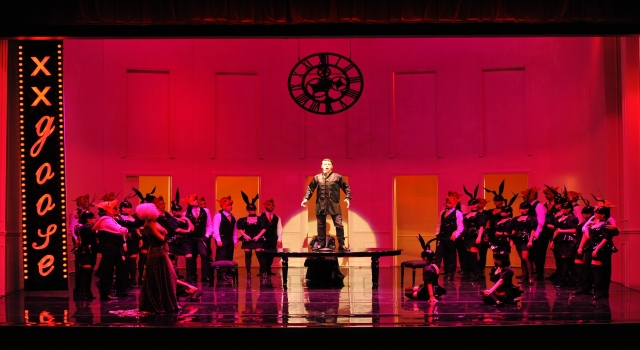 ”The Rake’s Progress” operası haziran ayı boyunca seyircilerle buluşacak