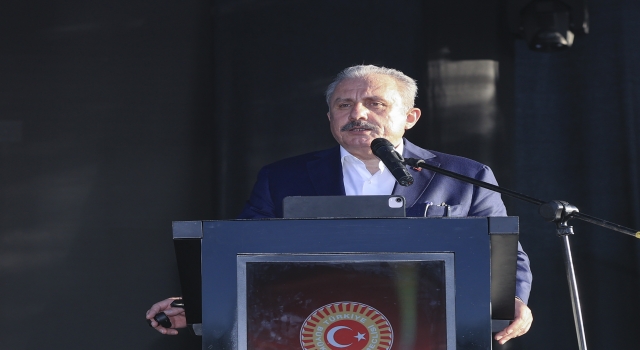 TBMM Başkanı Şentop, Beykoz’da 15 Temmuz Şehitler Meydanı açılışında konuştu:
