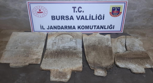 Bursa’da tarihi eser operasyonunda 4 mezar steli ele geçirildi