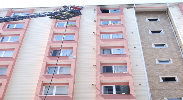 Kartal’da bir dairede çıkan yangın söndürüldü