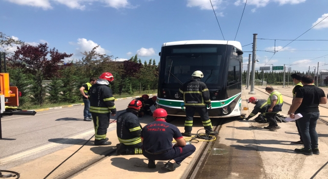 Kocaeli’de afet ve acil durumlara müdahale tatbikatı düzenlendi