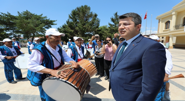 Kırkpınar davul ve zurnacıları devlet ricalini marşlarla güreşlere davet etti