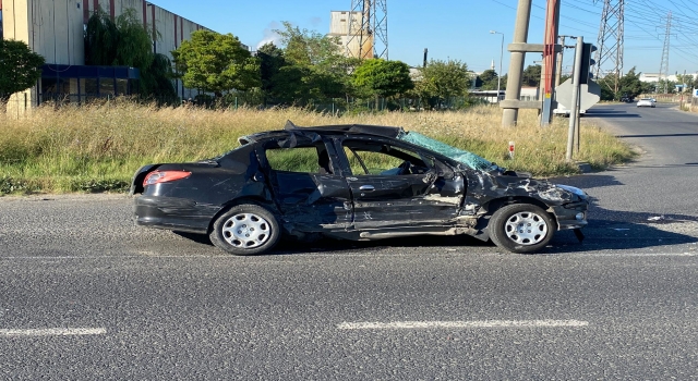 Tekirdağ’da kamyonetle otomobilin çarpışması sonucu 1 kişi yaralandı