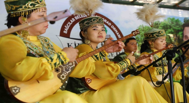 Kazak Türklerinin Türkiye’ye gelişinin 70. yılı kutlandı