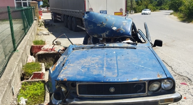 Sakarya’da meydana gelen trafik kazalarında 4 kişi yaralandı
