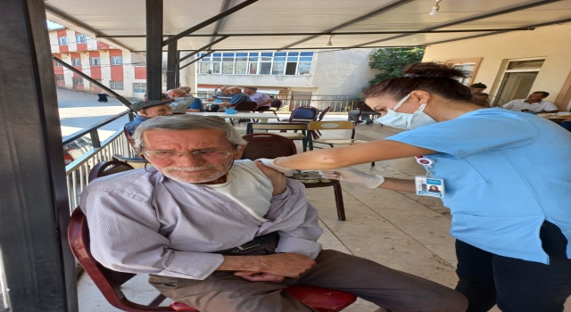 Osmaneli’de köylerde Kovid19 aşılama çalışmaları devam ediyor