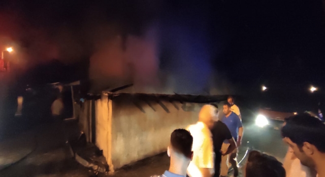 Kırklareli’nde bir evde çıkan yangın itfaiye ekipleri tarafından söndürüldü