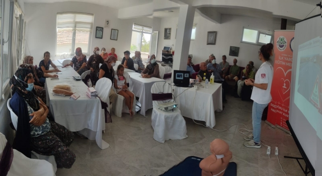 Enez’de İYEMER ekibi ilk yardım eğitimi verdi