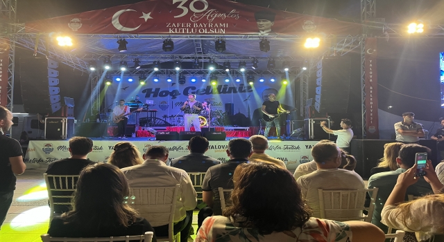 Yalova’da Rock grubu Zakkum konser verdi