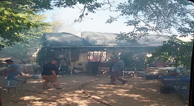Söğüt’te yangın çıkan bahçe evi kullanılamaz hale geldi