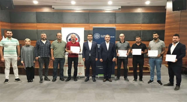 Tekirdağ’da vinç operatörlüğü kursunu tamamlayanlara sertifikaları verildi