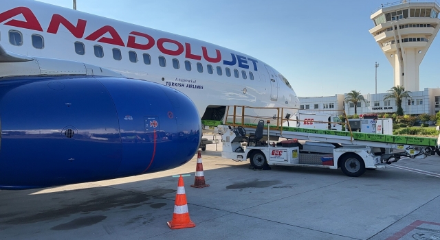 Turkish Cargo, Kraliçe Elizabeth’in cenazesi için İngiltere’ye çiçek taşıyor