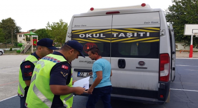 Jandarma trafik ekipleri 146 okul servisini denetledi