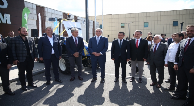 TürkTraktör’den Sakarya Büyükşehir Belediyesi’ne araç desteği