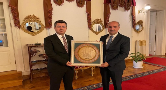 Edirne Valisi Kırbıyık, Milli Saraylar Başkanlığı ve Karayolları 1. Bölge Müdürlüğünü ziyaret etti