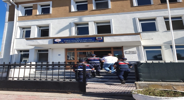Yunanistan’a kaçmaya çalışan 22 terör örgütü üyesi yakalandı