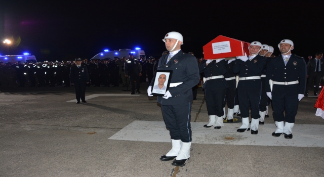 GÜNCELLEME Balıkesir’deki trafik kazasında yaralanan polis memuru şehit oldu