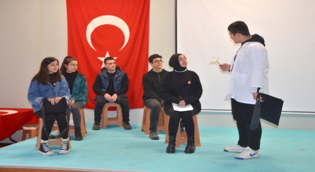 Karamürsel’de 24 Kasım Öğretmenler Günü kutlandı