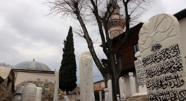 Edirne’de Hasan Sezai Dergahı haziresindeki mezar taşları onarıldı