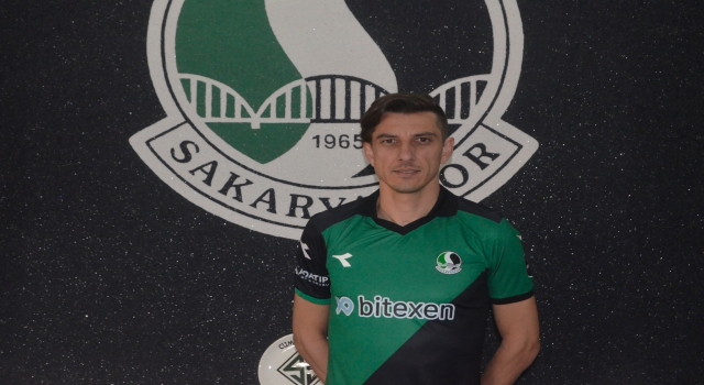 Sakaryaspor, forvet oyuncusu Mehmet Akyüz ile anlaştı